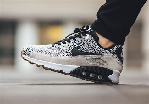 nike air max 90 safari pattern